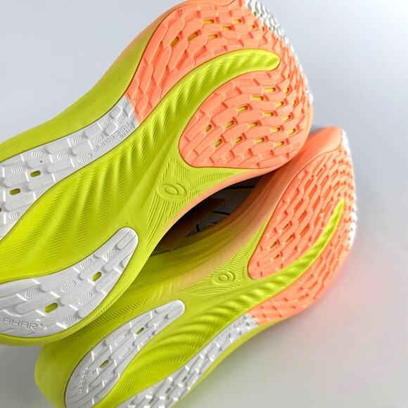 Asics Women's Gel Nimbus 26 Paris Running Shoes Size 7 - Picture 10 of 15